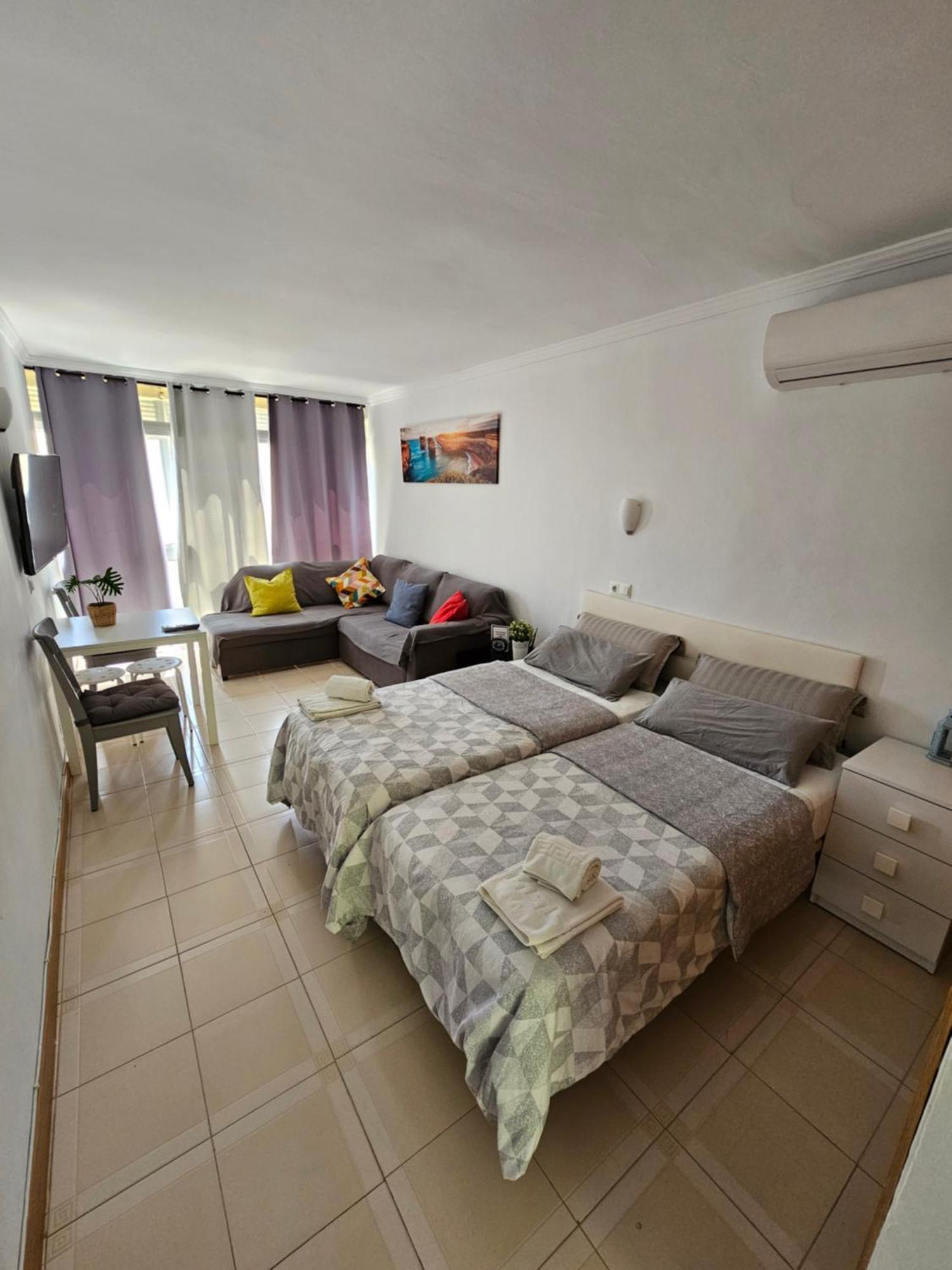 Apartamento Florido Torremolinos Luaran gambar